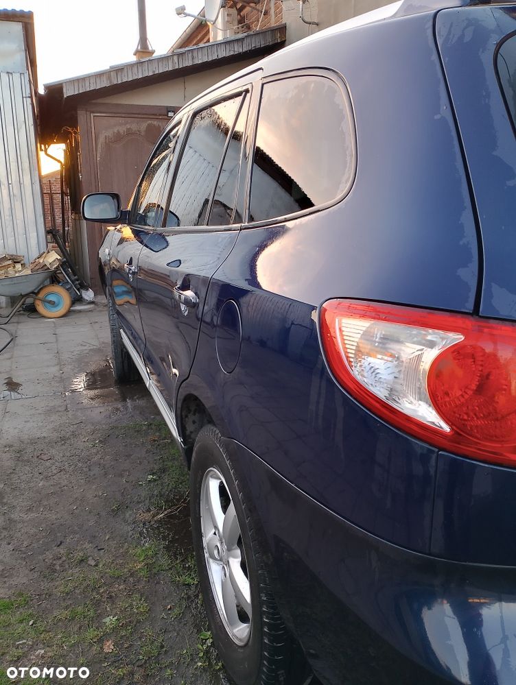 Hyundai Santa Fe - 3
