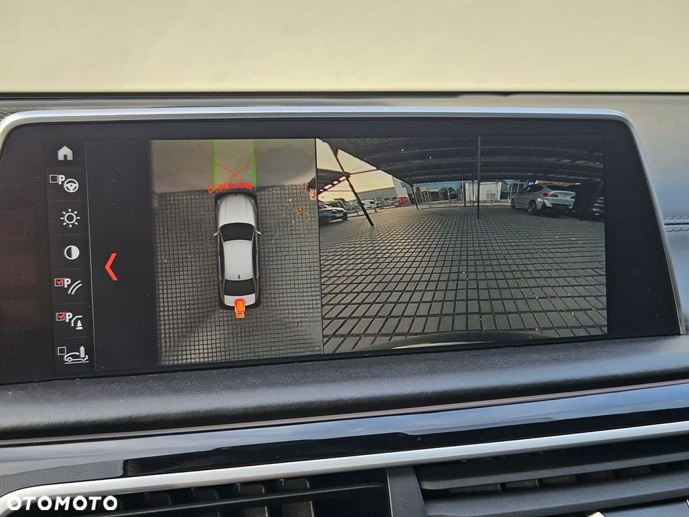 BMW Seria 7 M760Li xDrive V12 Excellence - 24