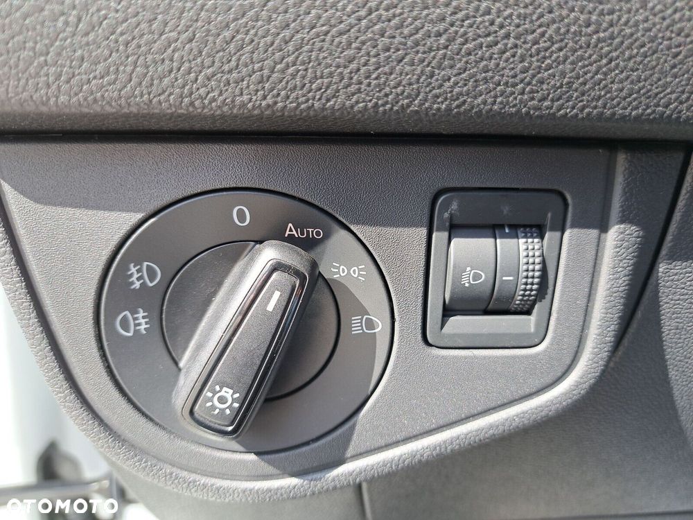 Volkswagen Polo - 28