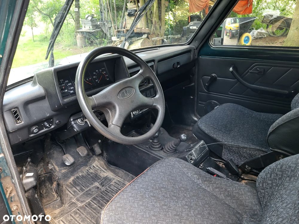 Lada Niva 1.7i - 13