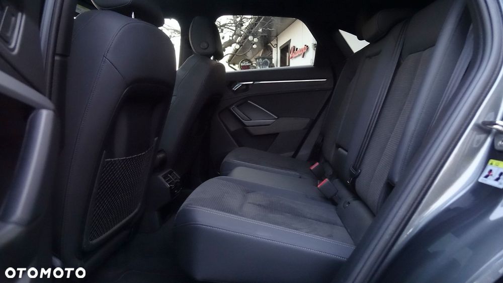 Audi Q3 Sportback - 27