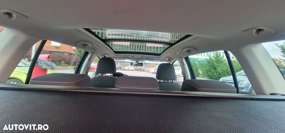 Volkswagen Golf - 11