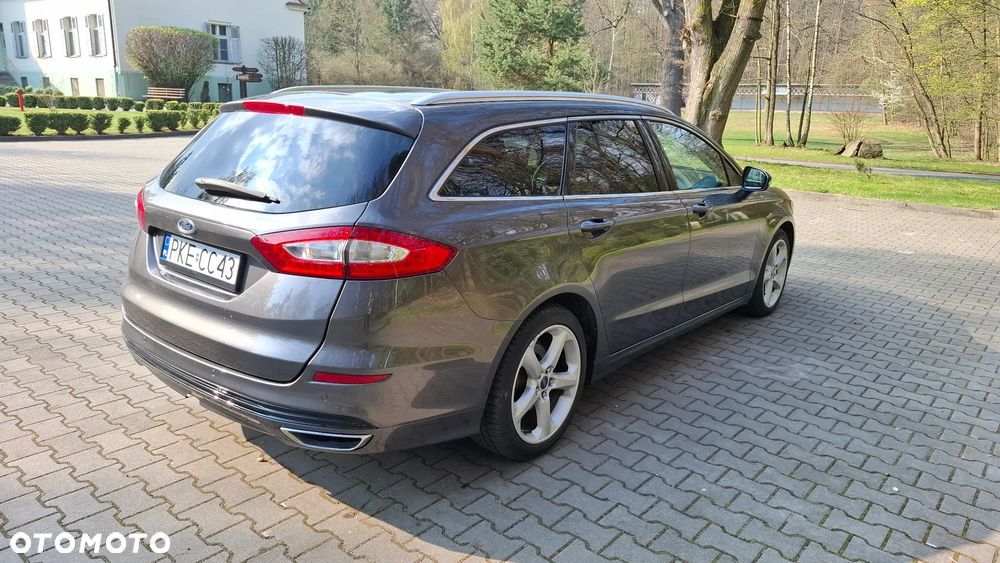 Ford Mondeo 2.0 TDCi Titanium PowerShift - 4