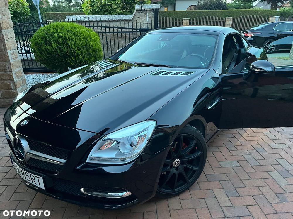 Mercedes-Benz SLK 200 CGI - 1