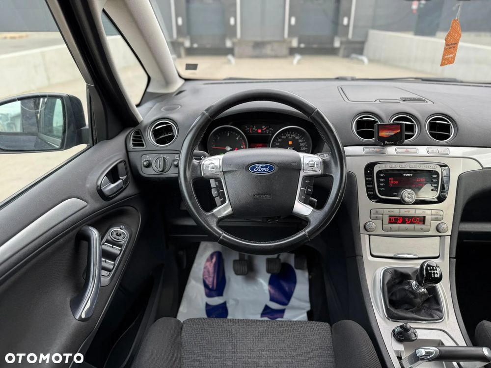 Ford S-Max 1.8 TDCi Ambiente - 18