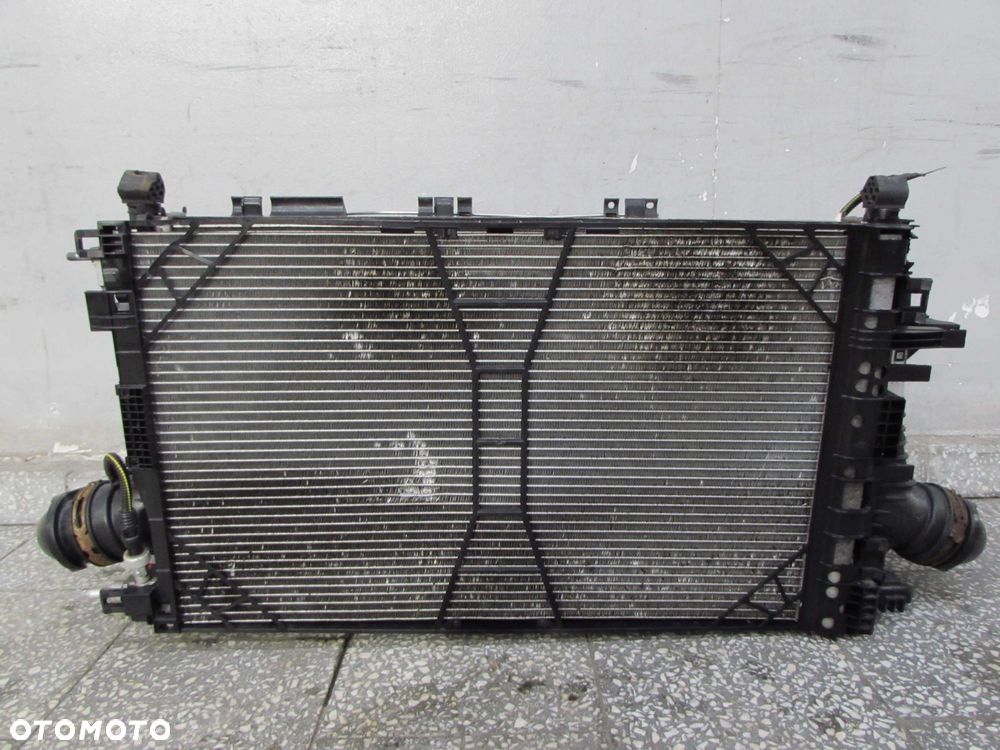 OPEL INSIGNIA LIFT 2.0 CDTI 13-17 CHLODNICE INTERCOOLER WENTYLATOR 13241751 13241725 22915609 - 2