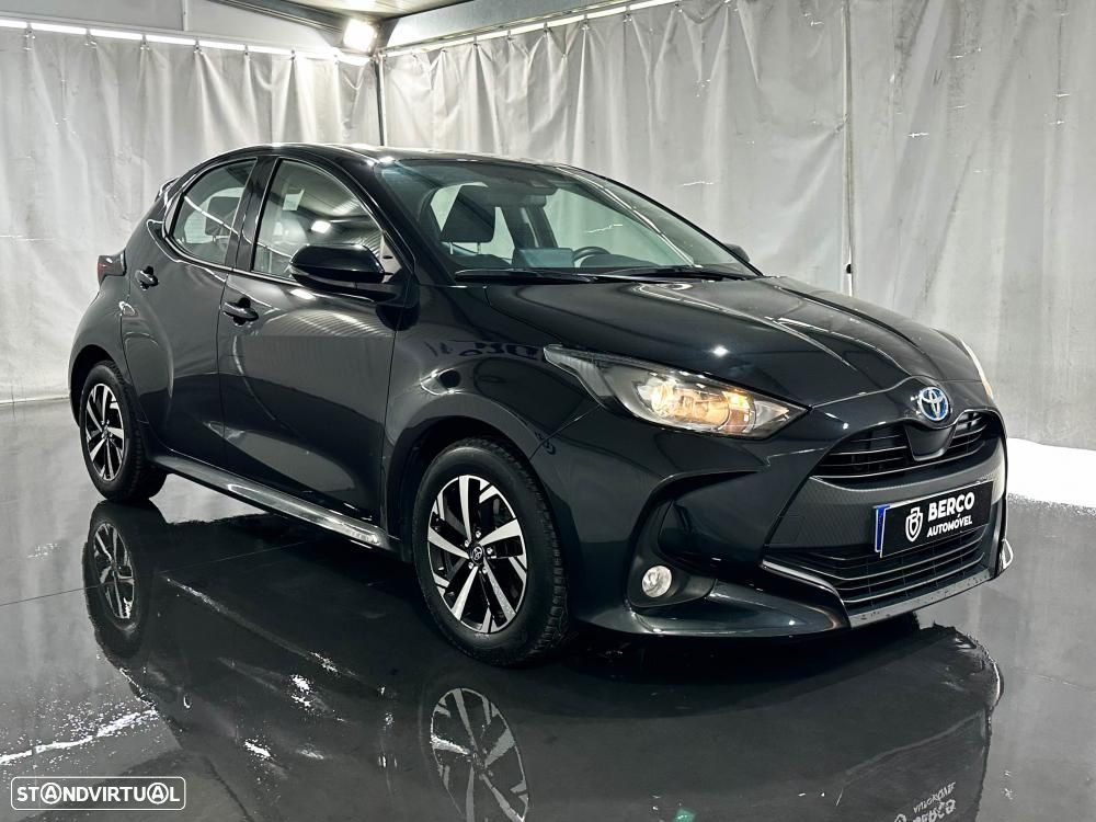 Toyota Yaris 1.5 HDF Premier Edition - 4