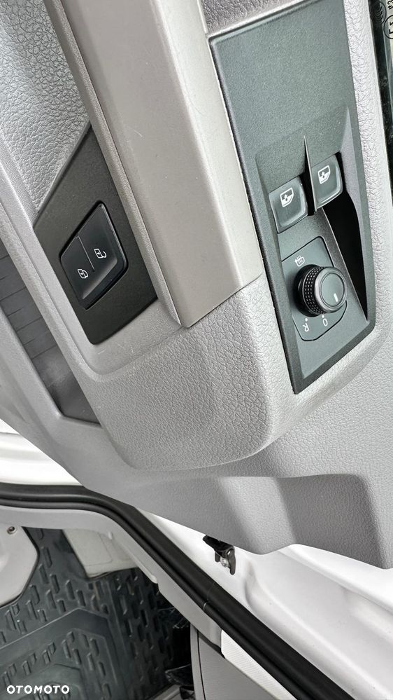 Volkswagen CRAFTER KONTENER MAN - 9