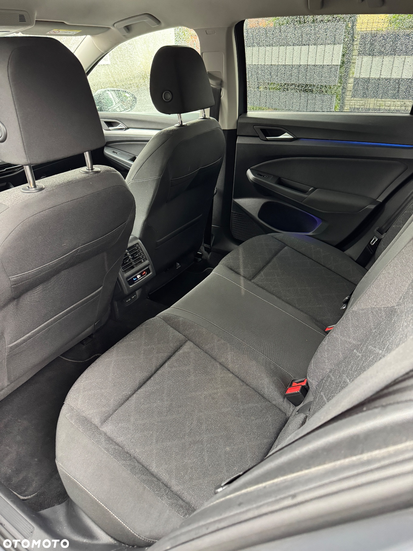 Volkswagen Golf 2.0 TDI SCR DSG Life - 10