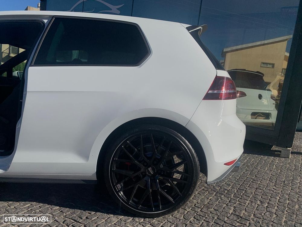 VW Golf 2.0 TSi GTi DSG Performance - 12