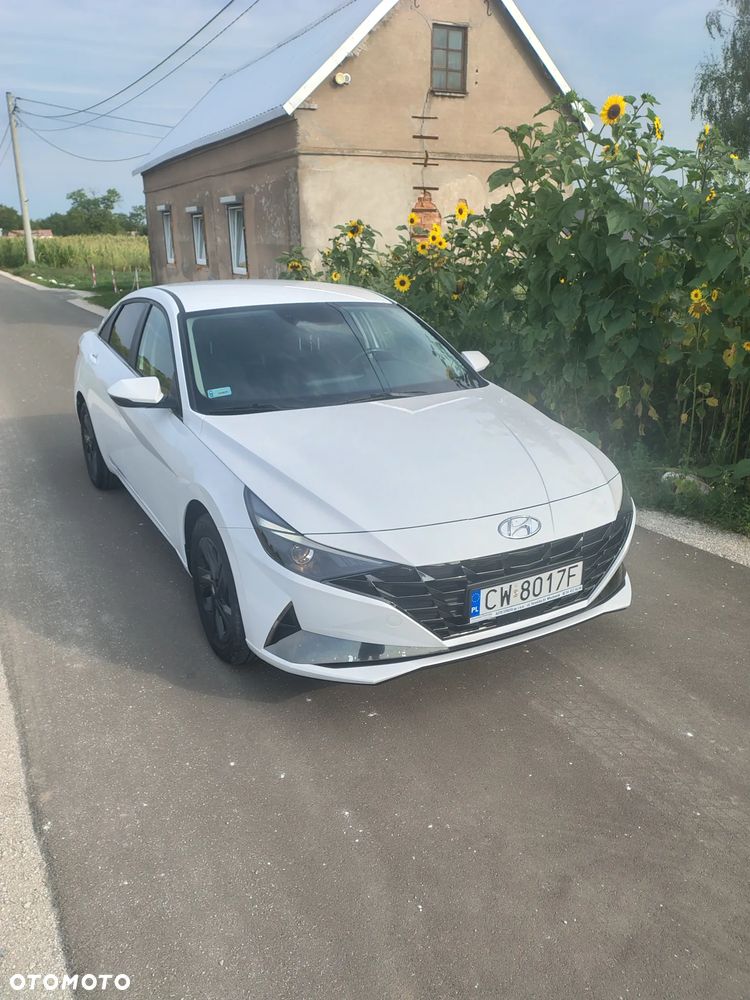 Hyundai Elantra 1.6 Smart - 9