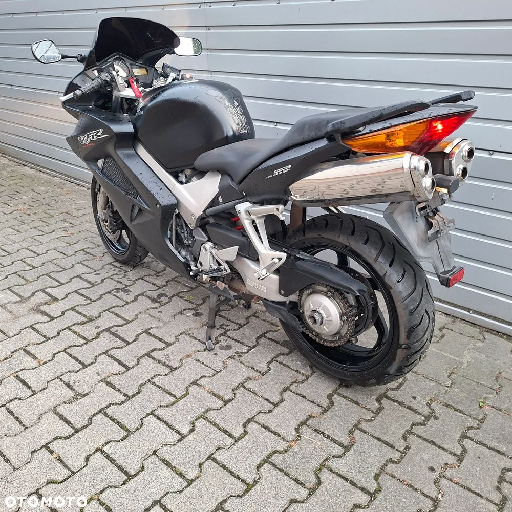 Honda VFR - 7