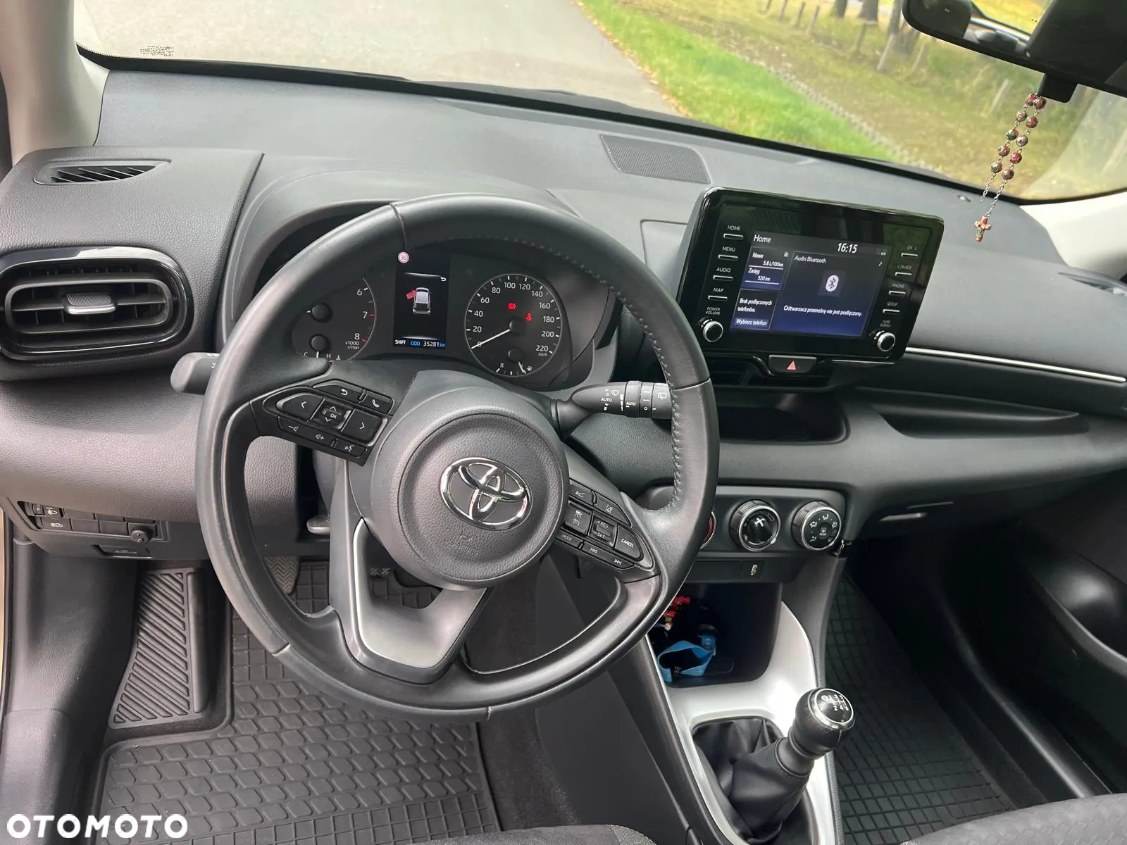 Toyota Yaris 1.5 Comfort - 12