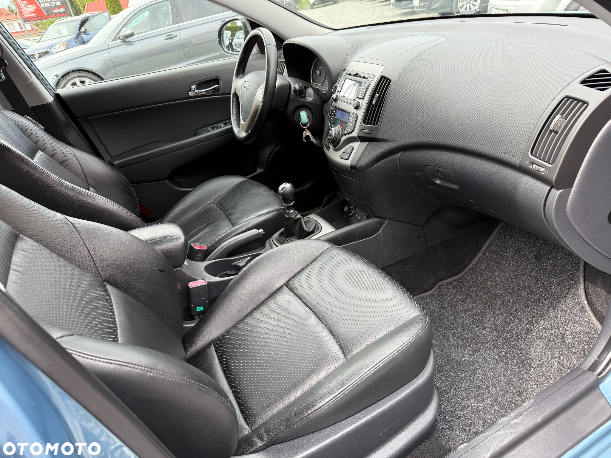 Hyundai i30 i30cw 1.6 CRDi blue Classic - 9