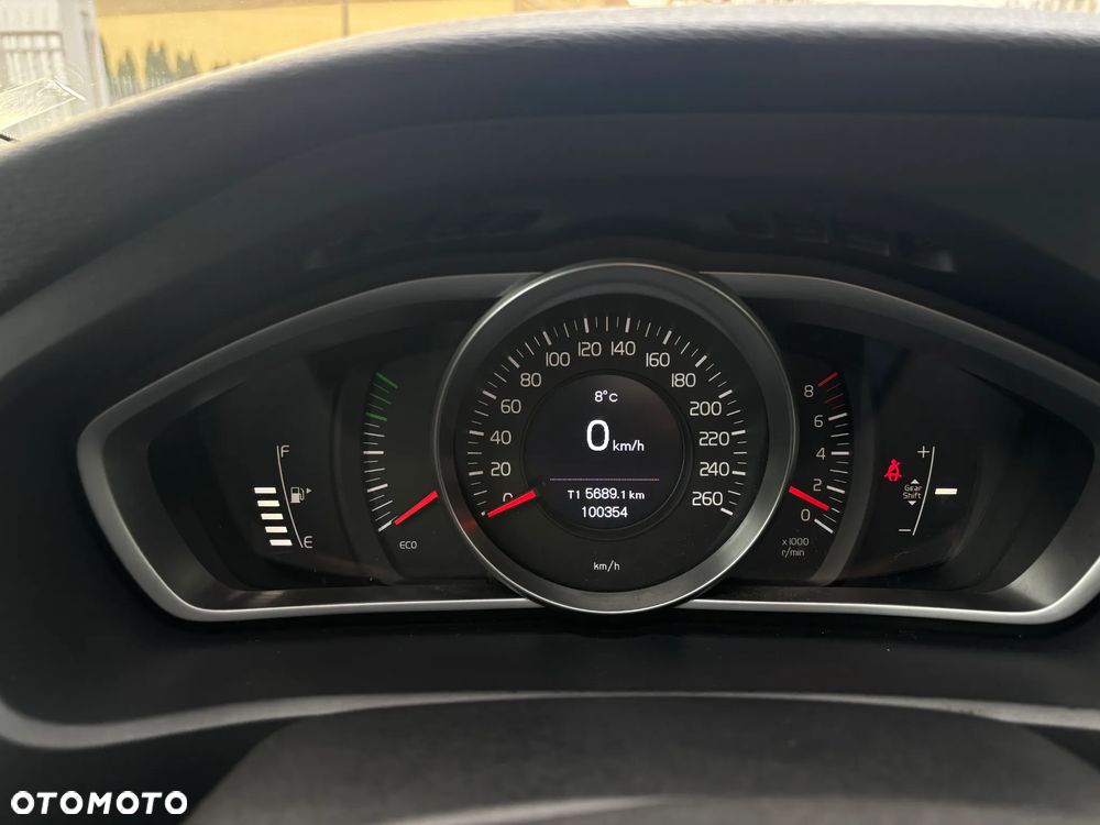 Volvo V40 T3 Kinetic - 12