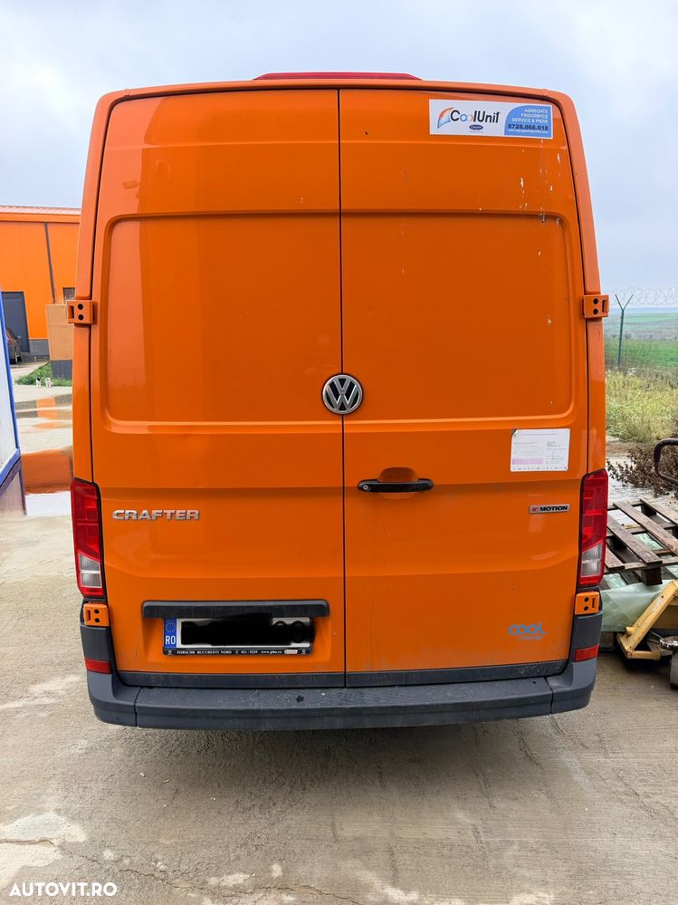 Volkswagen Crafter - 2