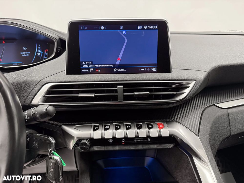 Peugeot 5008 PureTech 130 Stop & Start Active Business-Paket - 29