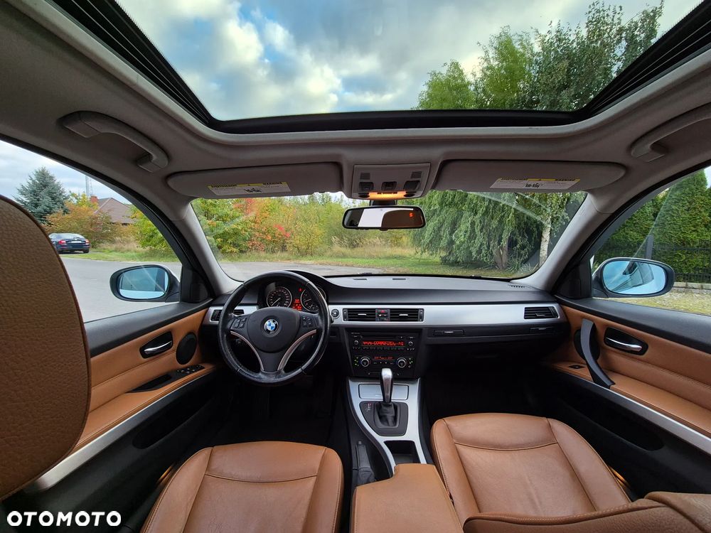 BMW Seria 3 335i xDrive - 13