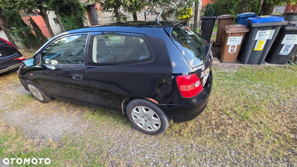 Honda Civic 1.4i LS - 3