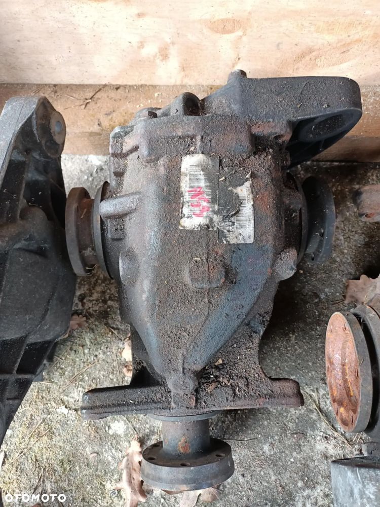 Dyfer dyferencjał most BMW E60 E61 E63 3.0i 525i N52 7528326 3.38