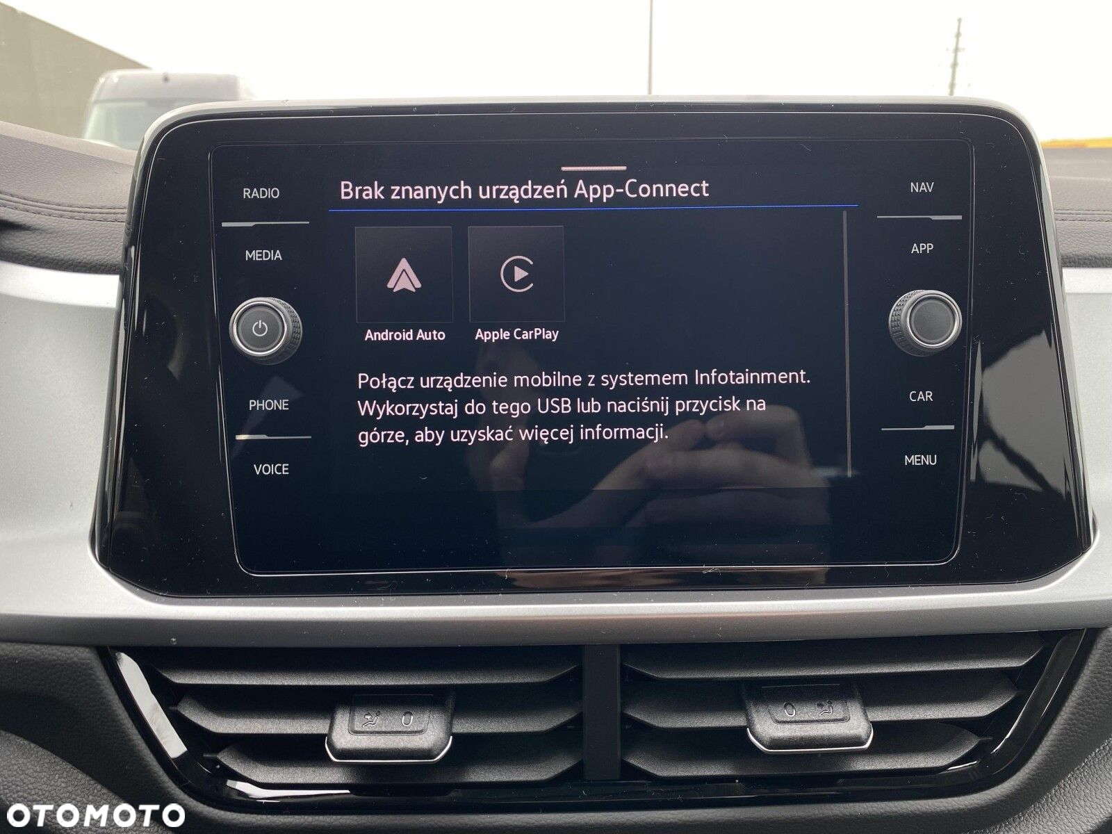 Volkswagen T-Roc - 37