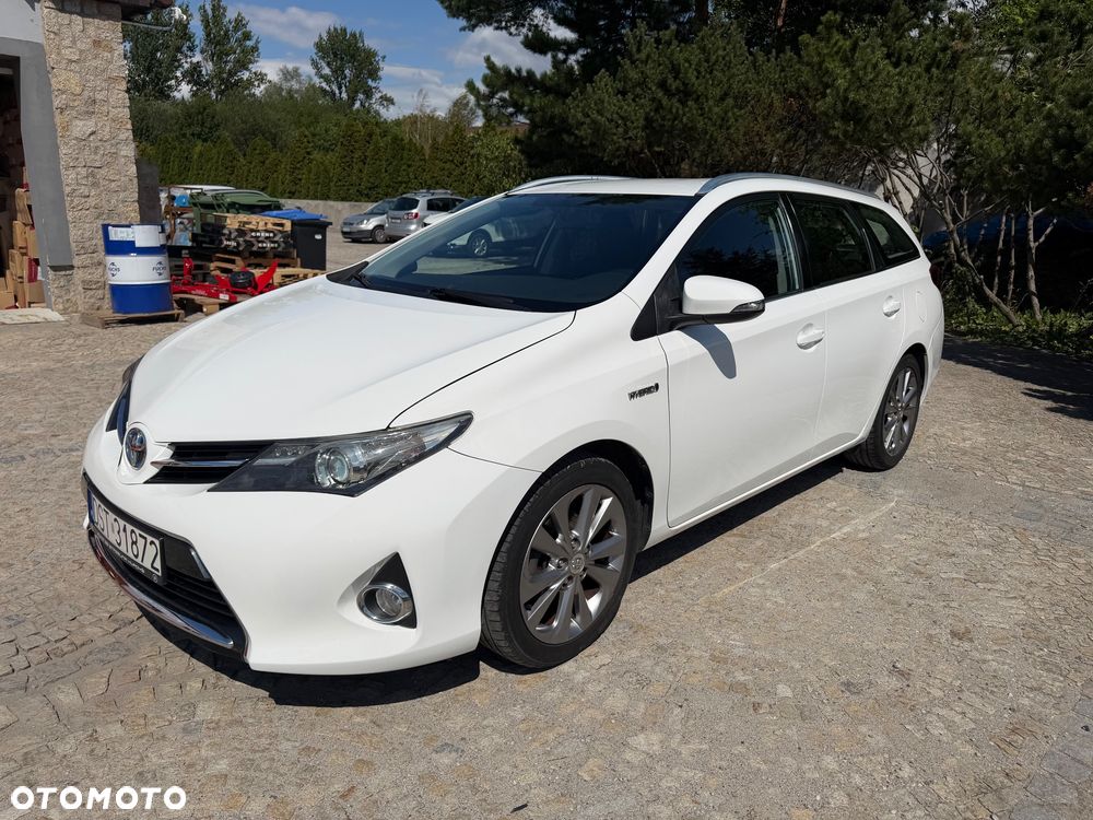 Toyota Auris - 2