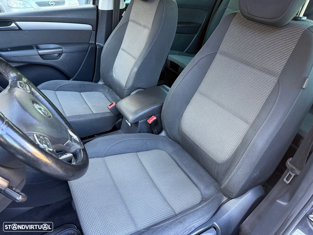 VW Sharan - 15