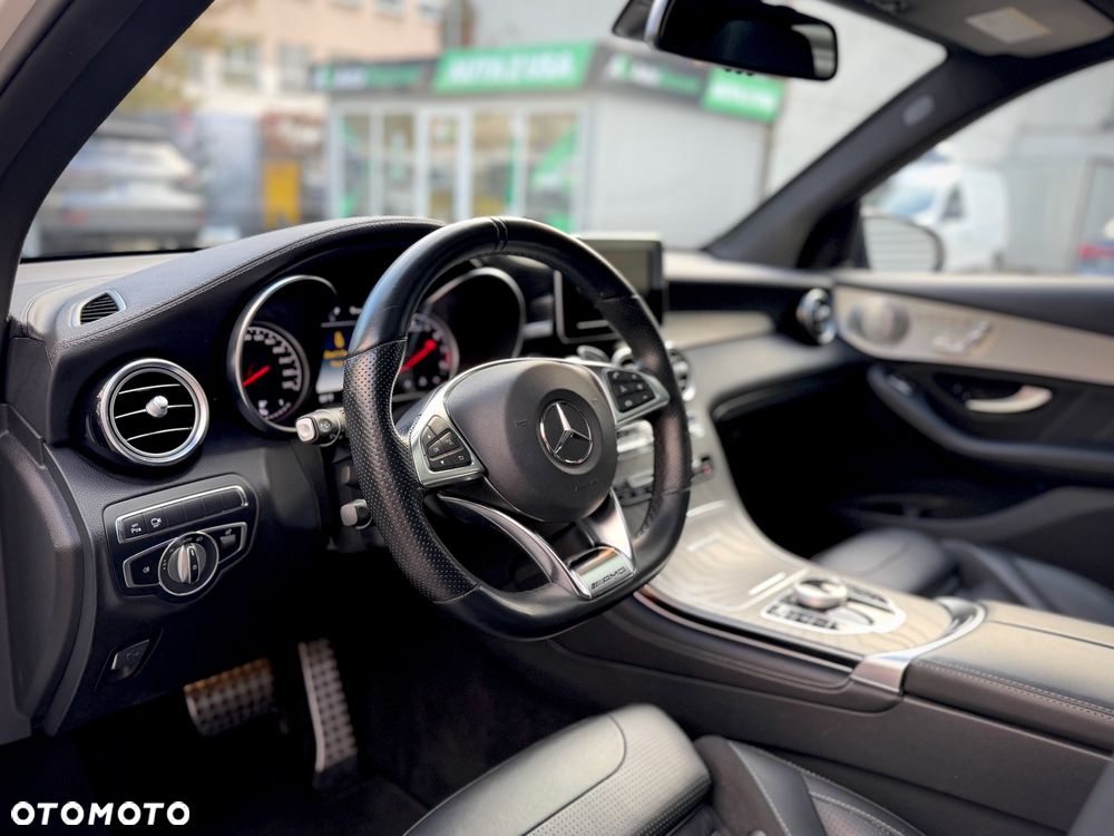 Mercedes-Benz GLC - 13