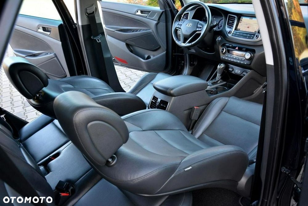 Hyundai Tucson 2.0 CRDI 4WD Automatik Premium - 17