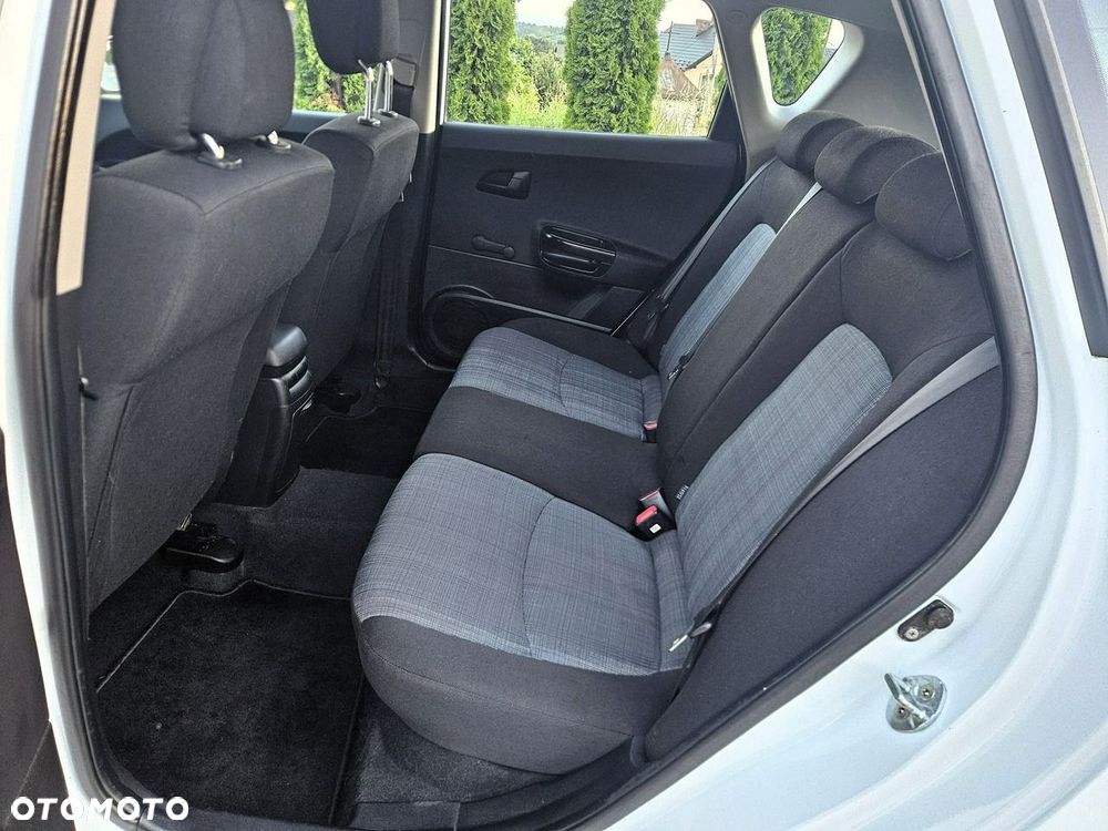Kia Ceed 1.6 CRDi 90 ISG Spirit - 22
