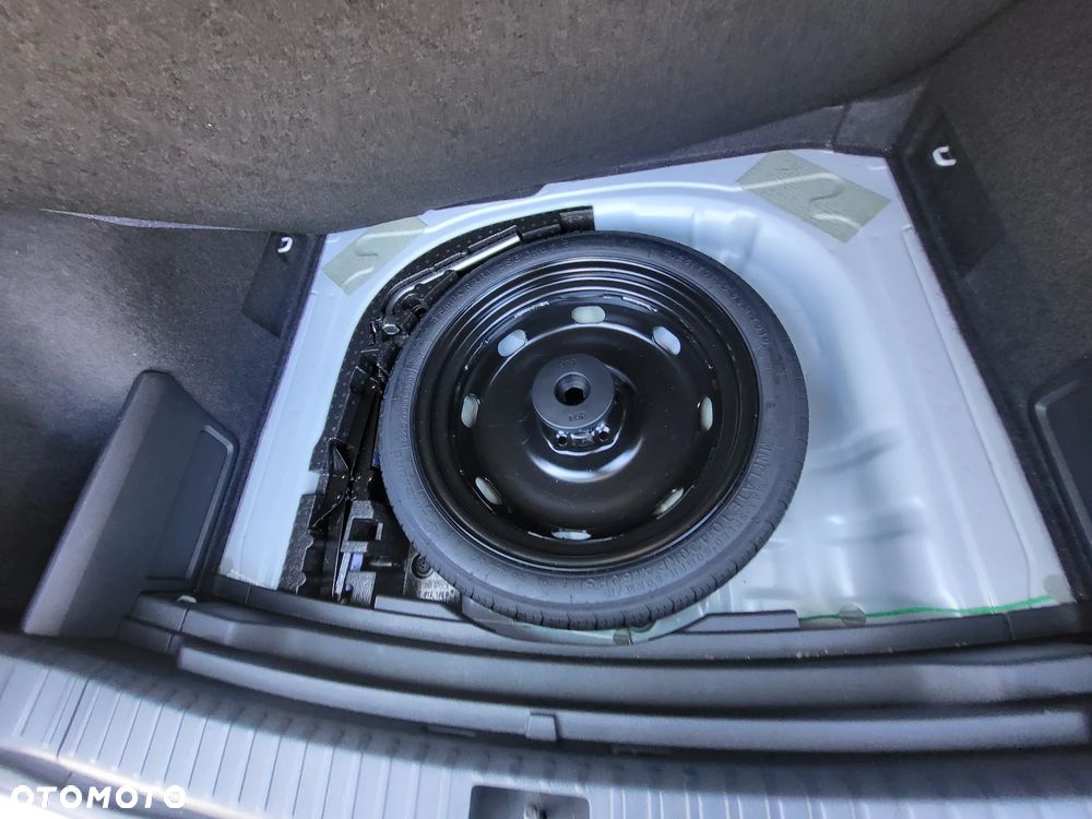 Skoda Karoq 1.5 TSI ACT Sportline DSG - 22