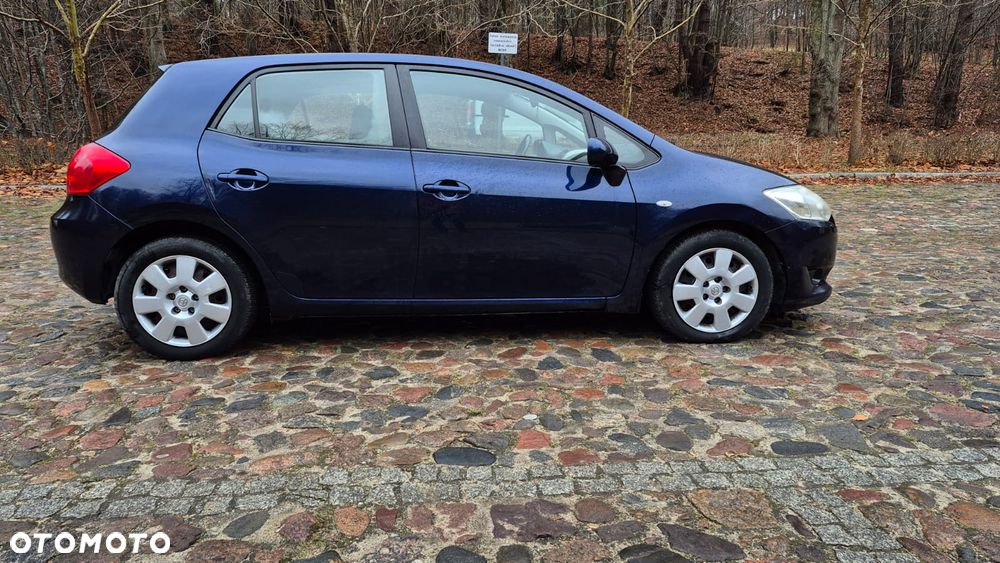 Toyota Auris - 8