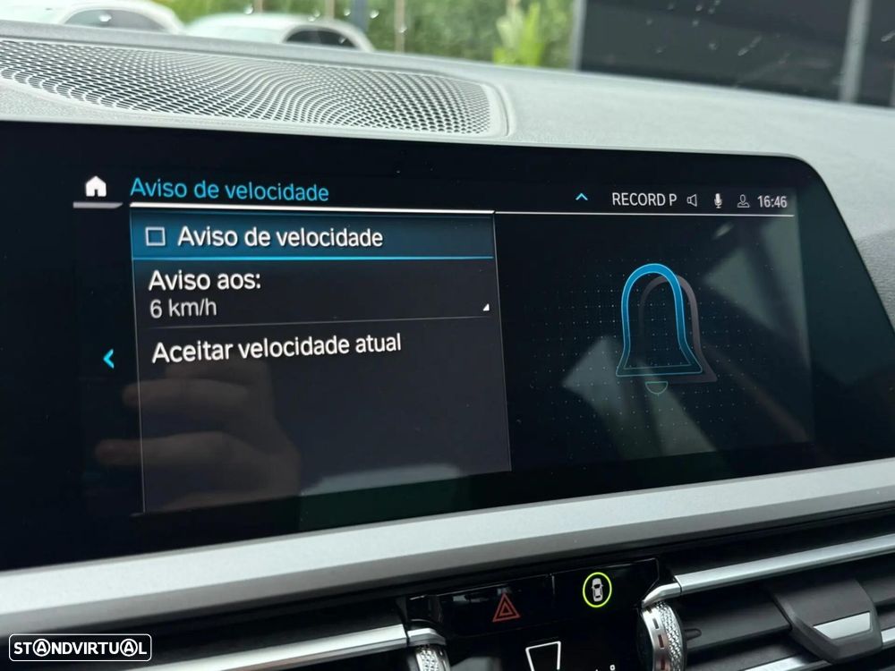 BMW 330 e Corporate Edition Auto - 44