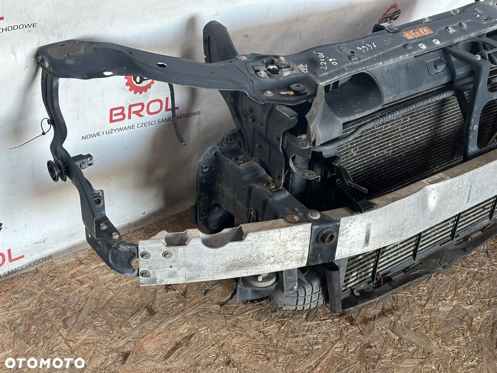 PAS PRZEDNI MERCEDES CLC 2.2 CDI 09' 08-11 automat - 2