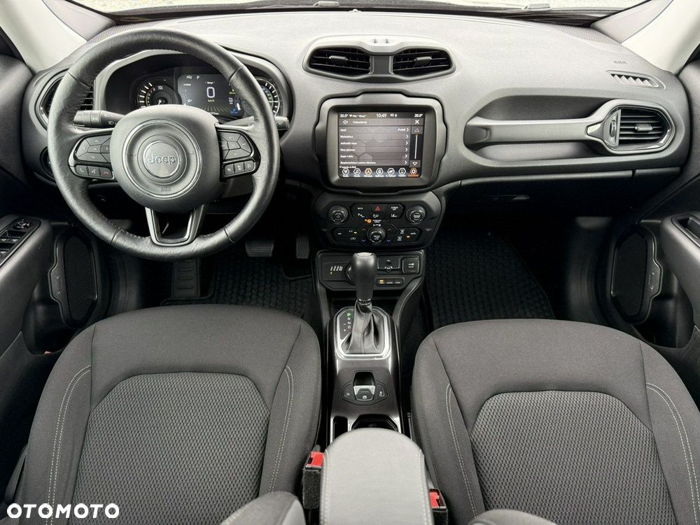Jeep Renegade - 10