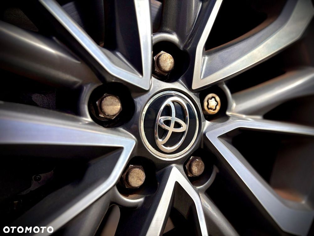Toyota Avensis 2.0 Premium MS - 4