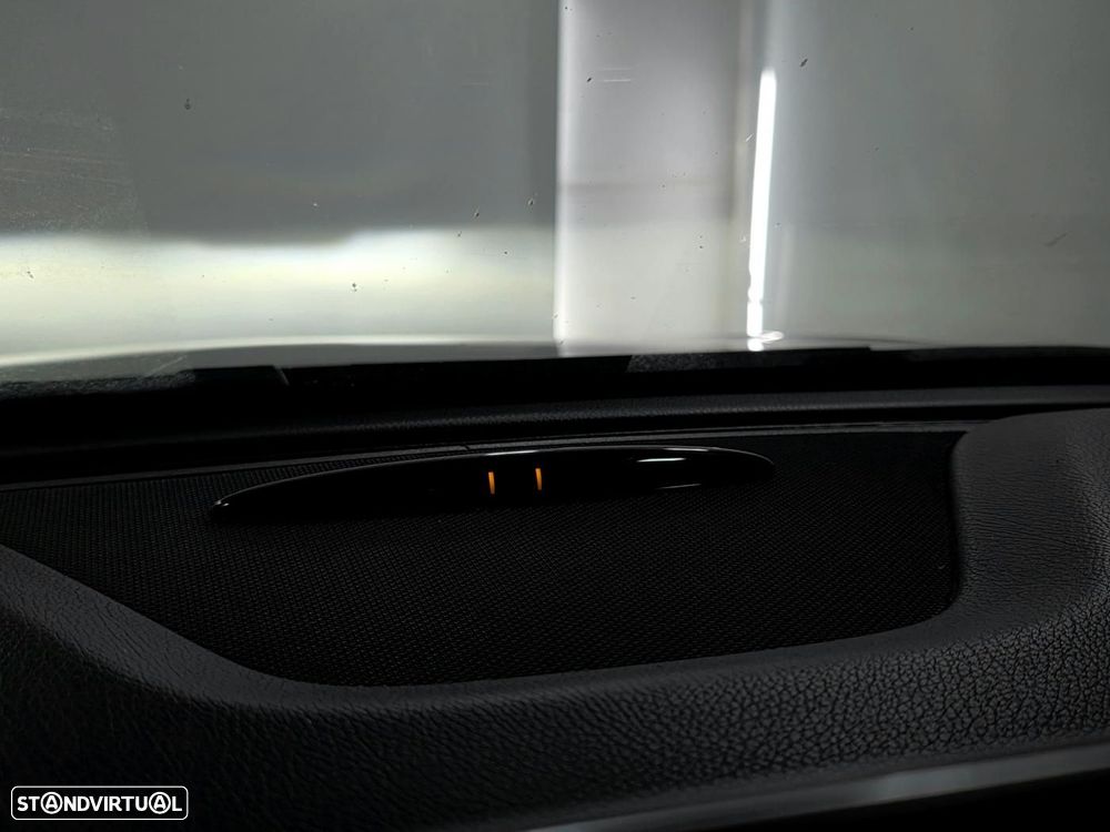 Mercedes-Benz CLA 180 d Urban Aut. - 27