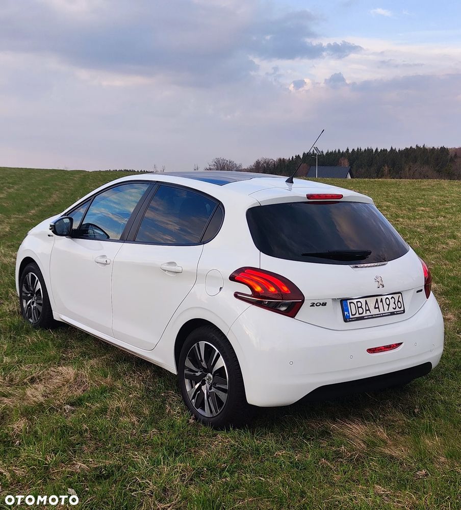 Peugeot 208 82 VTI Style - 5