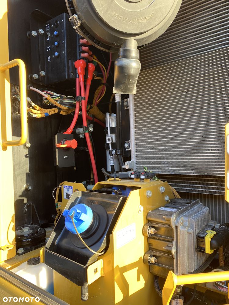 Caterpillar 325 F LCR - 9