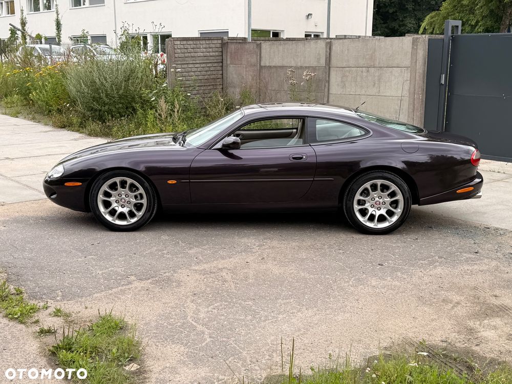 Jaguar XK8 - 9