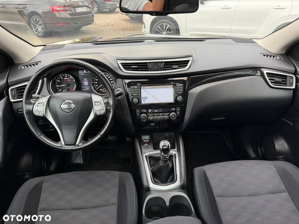 Nissan Qashqai 1.2 DIG-T N-Connecta - 18