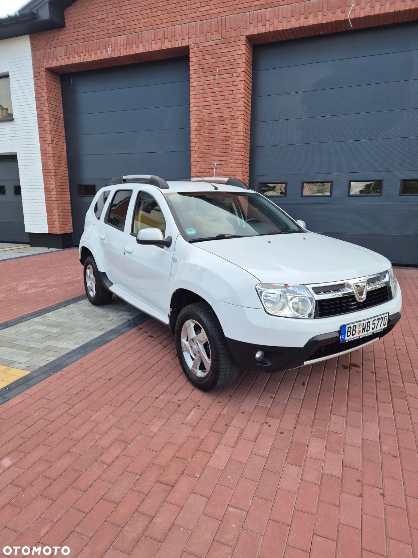 Dacia Duster 1.6 16V 4x2 Destination - 1