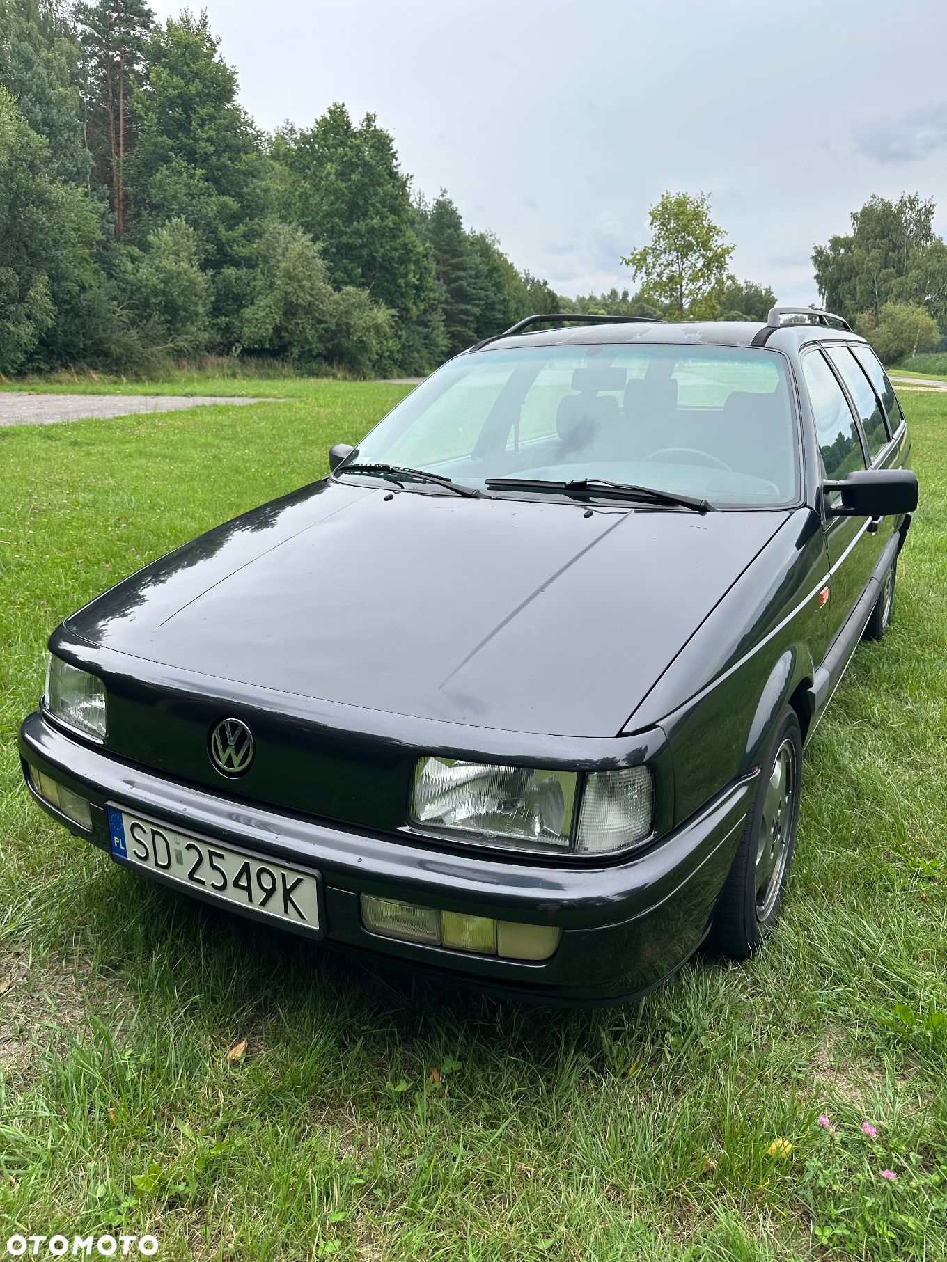 Volkswagen Passat 1.9 TD CL - 1
