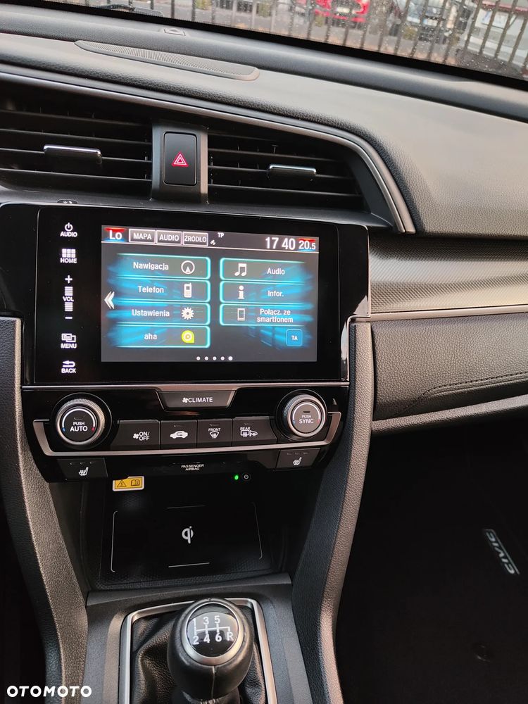 Honda Civic 1.6 i-DTEC Executive Black Edition - 27