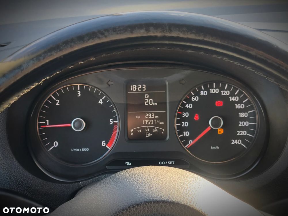 Renault Grand Scenic - 21