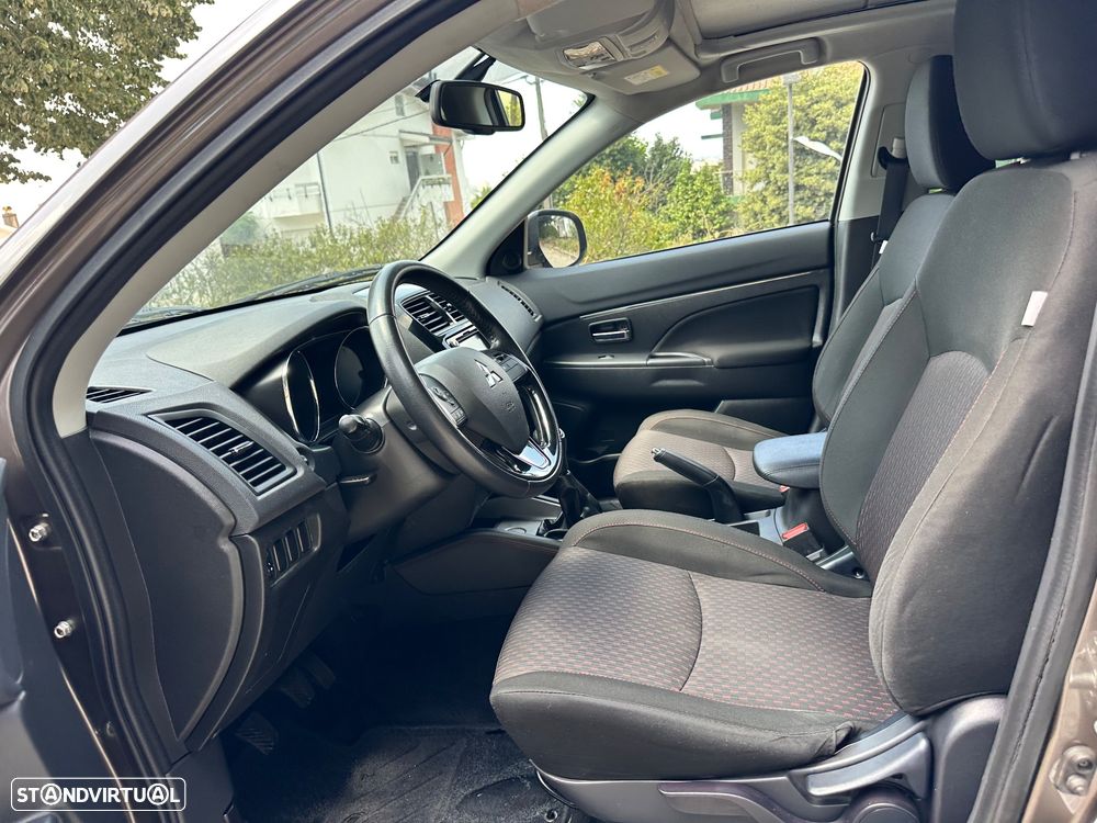 Mitsubishi ASX 1.6 MIVEC Intense - 24