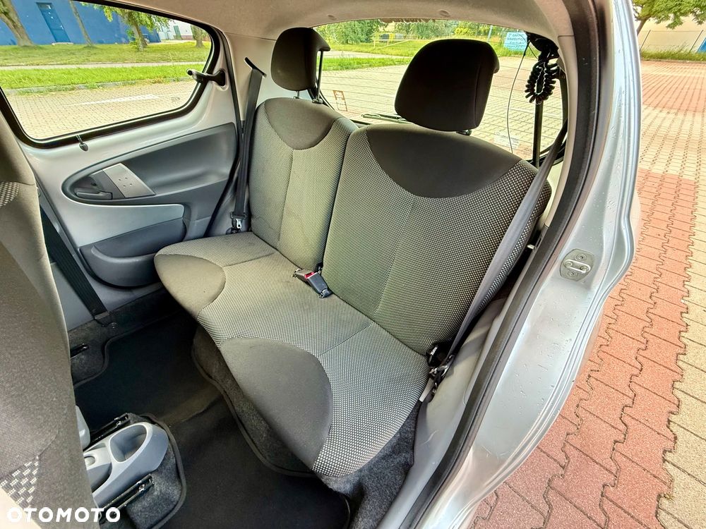 Toyota Aygo 1.0 VVT-i Luna MM A/C - 17