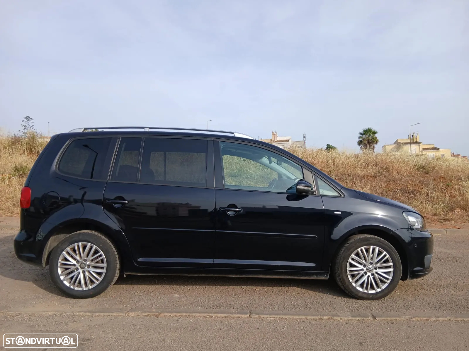 VW Touran 1.6 TDI DPF BlueMotion Cup - 2