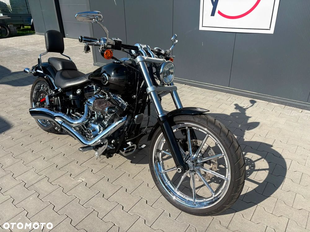 Harley-Davidson FXSB Breakout - 4