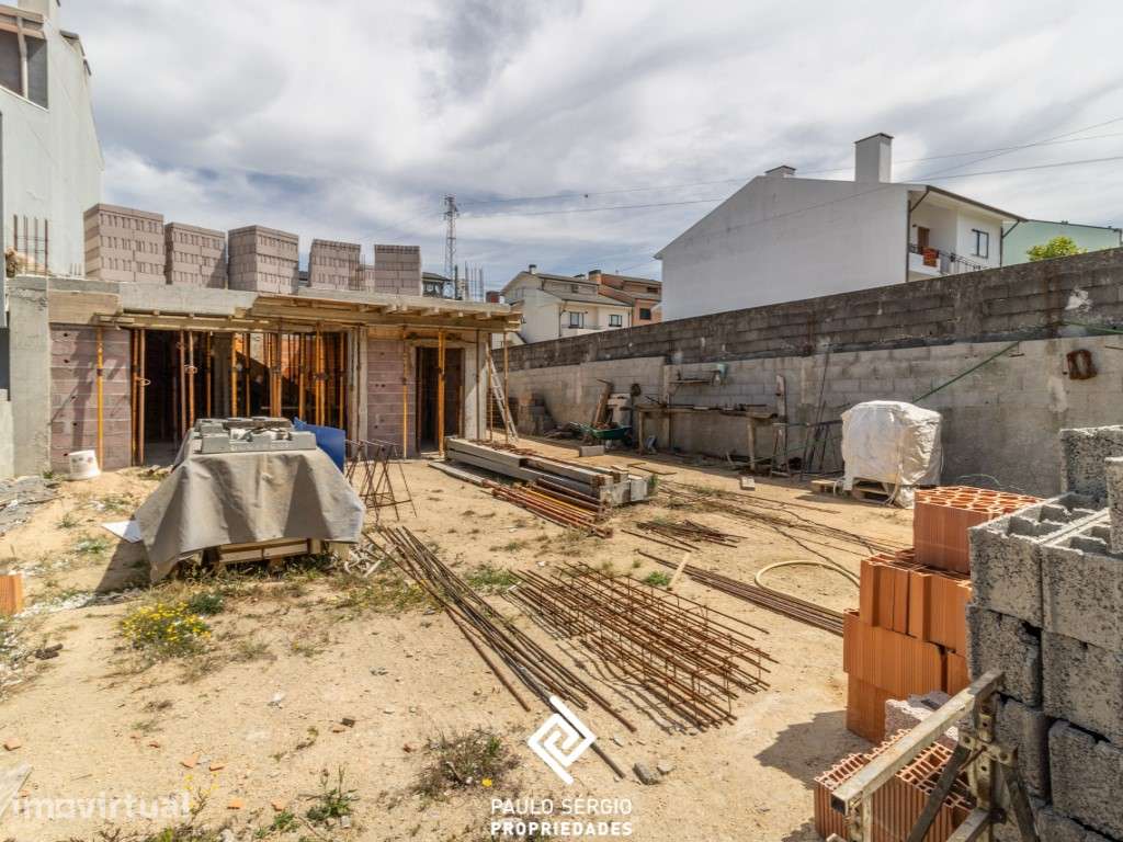 Moradia T2 moderna com duas suítes em Avintes, Vila Nova de Gaia - Grande imagem: 5/17